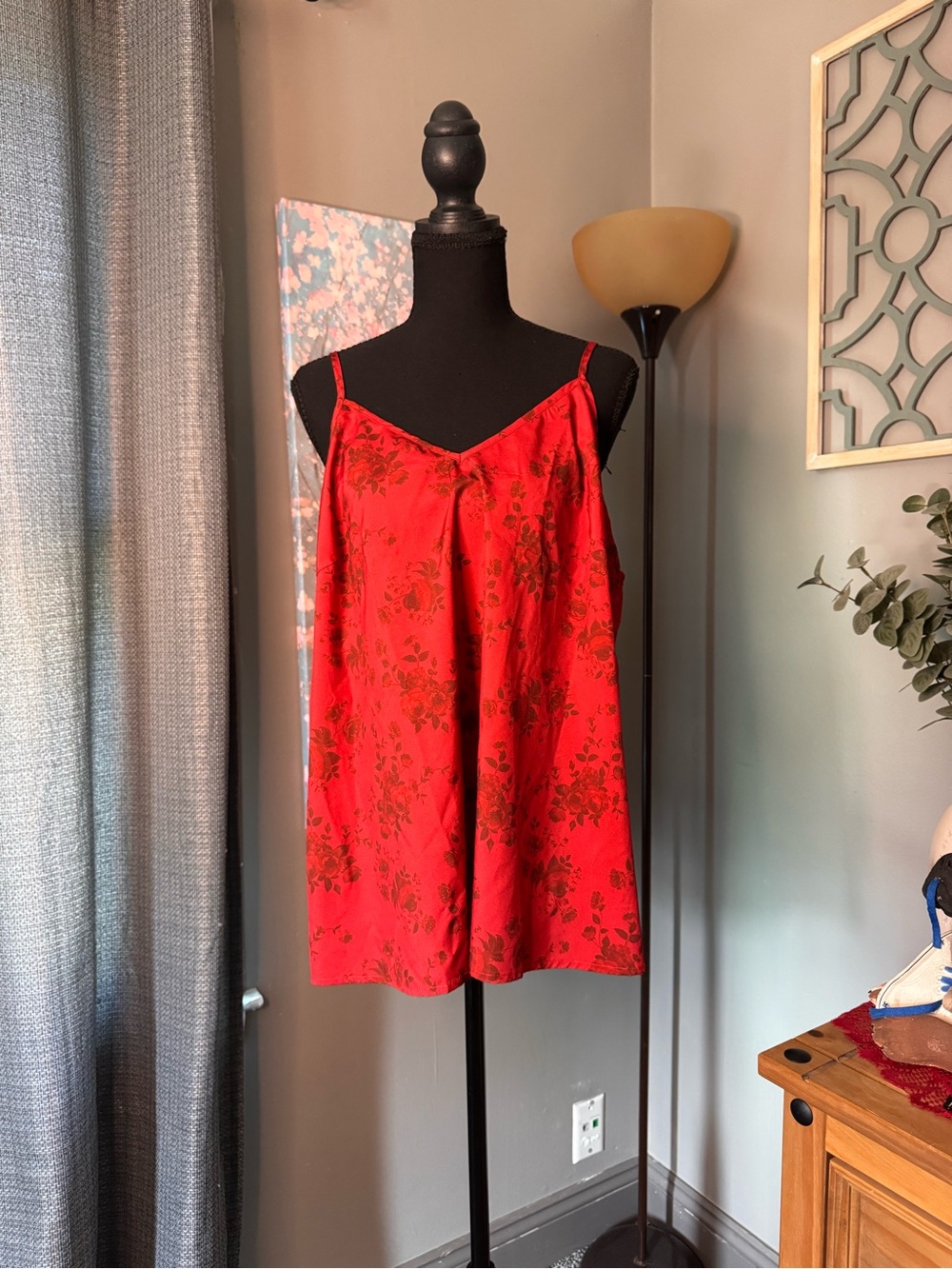 SHEIN Red Floral Satin Cami
